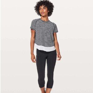 Lululemon Quick Pace Short Sleeve Monochromic Black / White - US10
